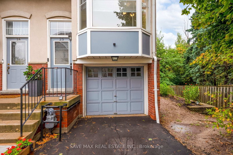 25 - 840 Dundas St W, Mississauga, L5C 1C2 | Image 3