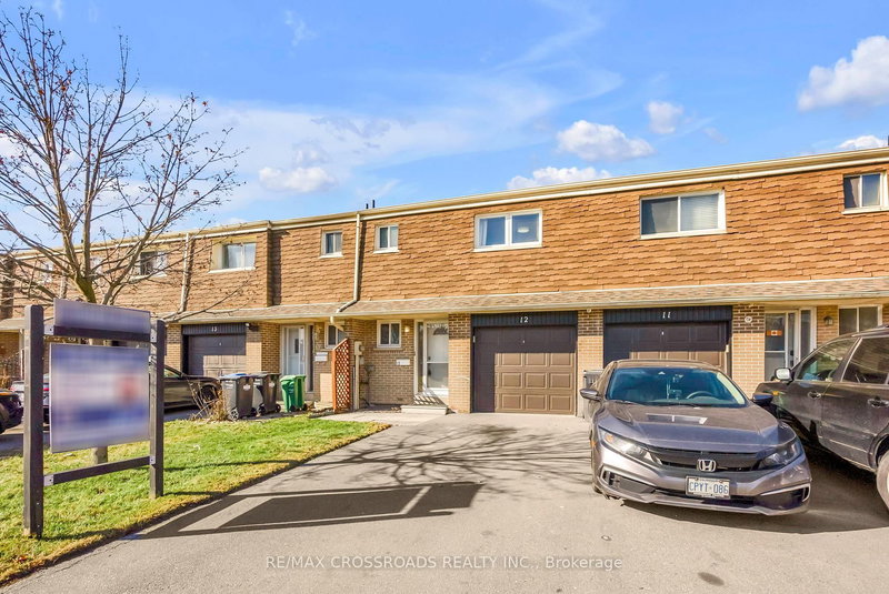 12 - 7450 Darcel Ave, Mississauga, L4T 2X7 | Image 2