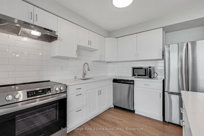 Condo sold at 1004-2301 Derry Road, Mississauga, Ontario, L5N 2R4 - Meadowvale - MLS: W12424139