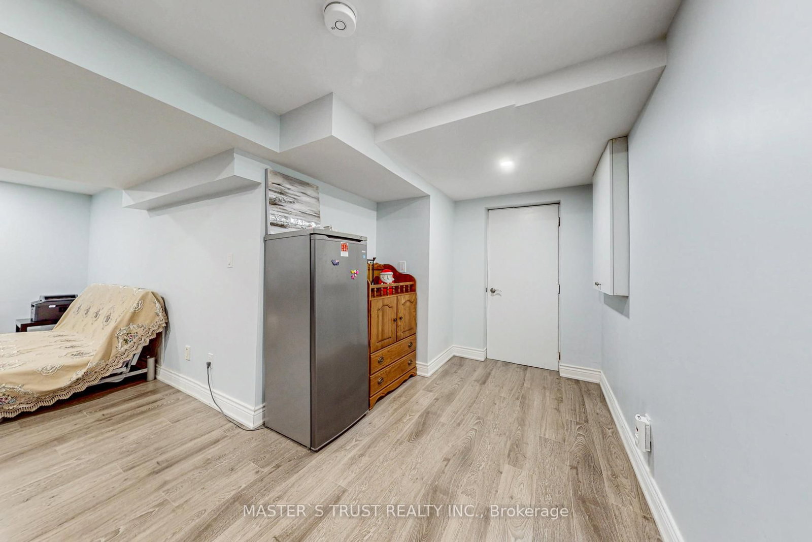 Listing Image 35