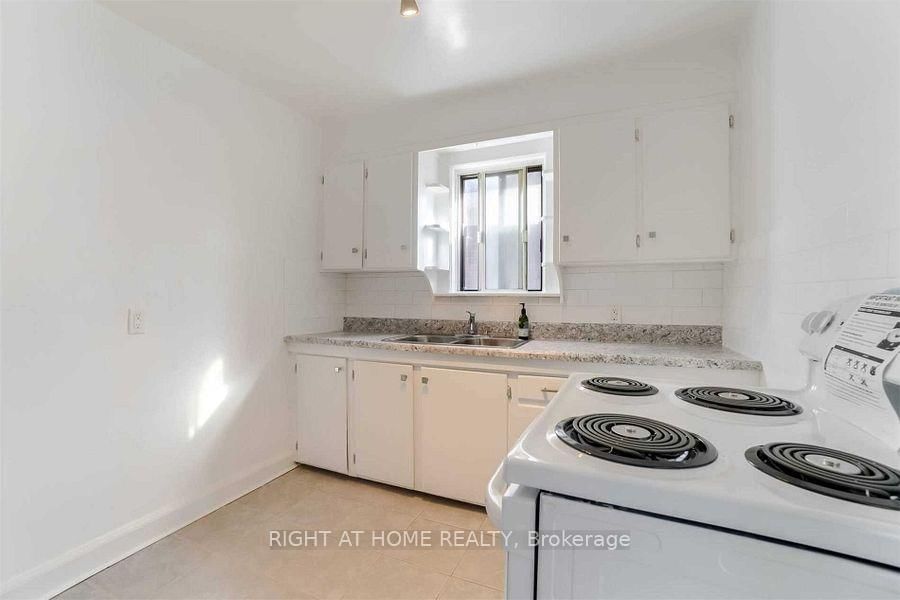 Semi-Detached House for lease at 3-69 Third Street, Toronto, Ontario, M8V 2X7 - New Toronto - MLS: W12426201