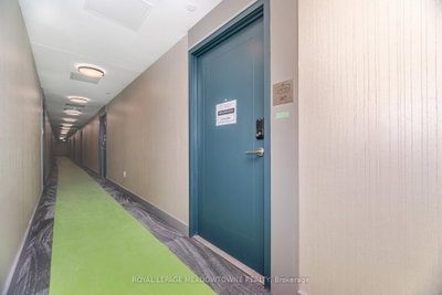 Unit 207 — 15 Watergarden Drive — photo 6