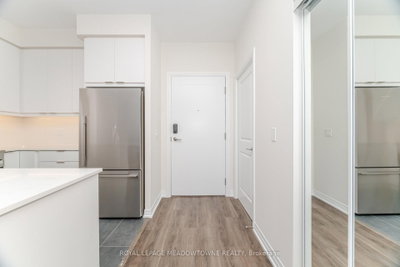 Unit 207 — 15 Watergarden Drive — more photos