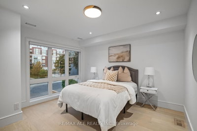 10 Benson Mississauga,ON L5H 2P2 — Photo 18