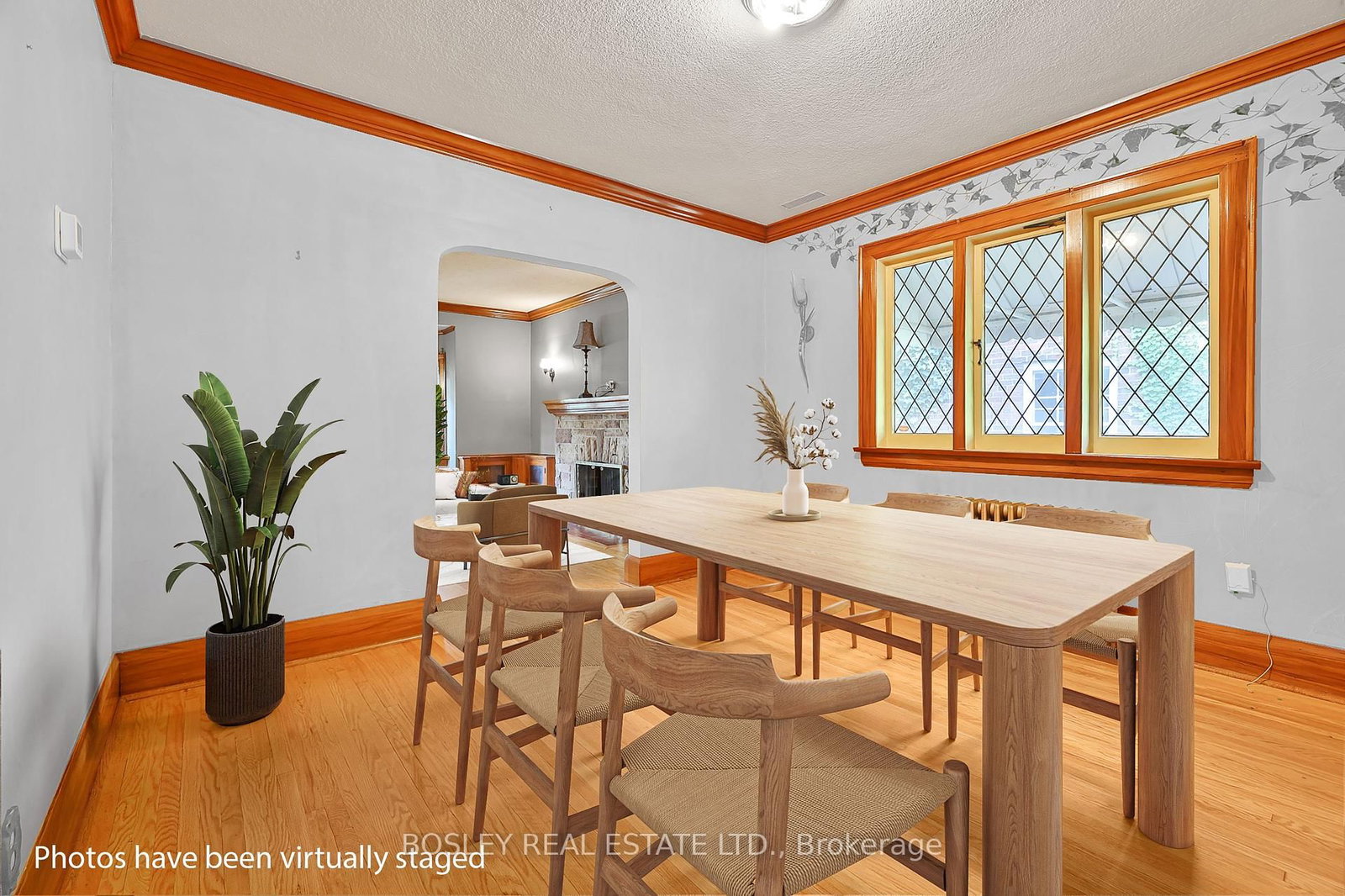 Listing Image 12