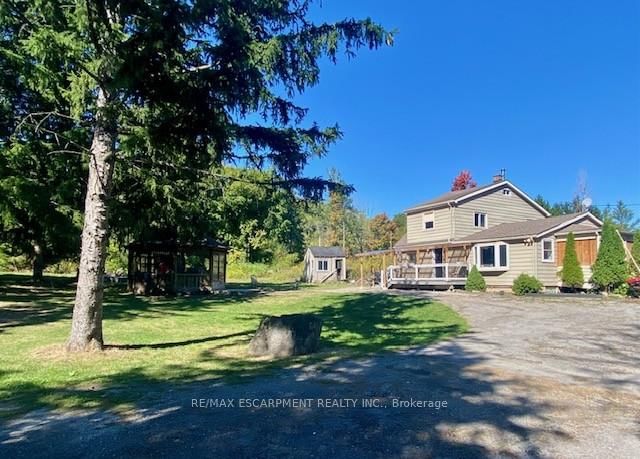 4011 Millar Crescent