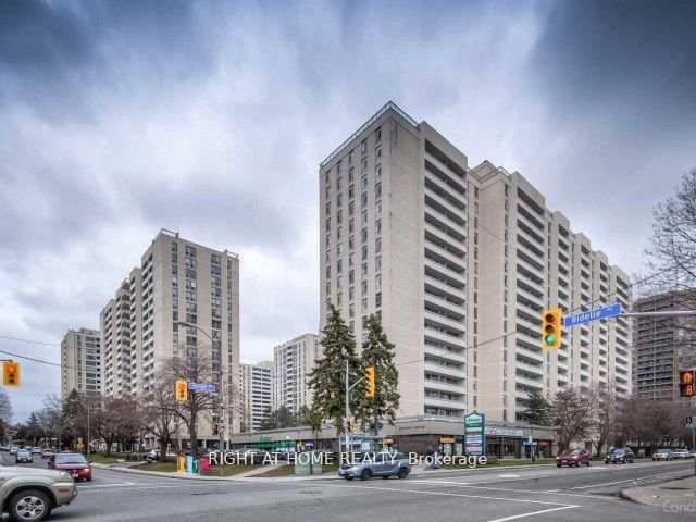 1812 - 360 Ridelle Avenue