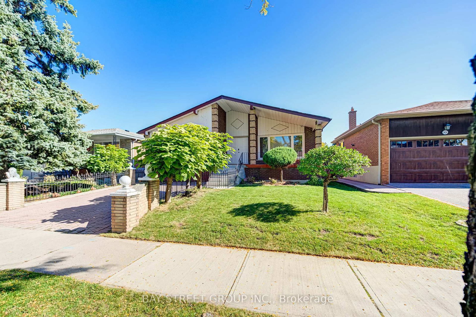 Listing Image 3