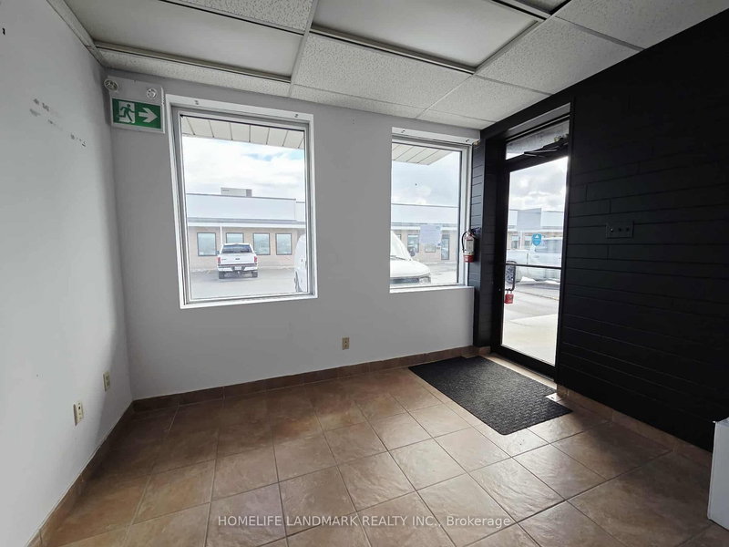 121 & 122 - 2465 Cawthra Rd, Mississauga, L5A 3P2 | Image 3