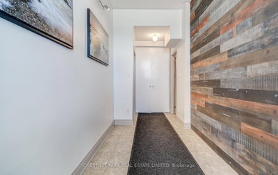 Unit 5 — 885 Lakeshore Road E — photo 4