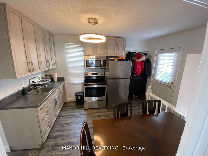 #2 - 929 Lakeshore Rd E, Mississauga, L5E 1E3 | Image 2