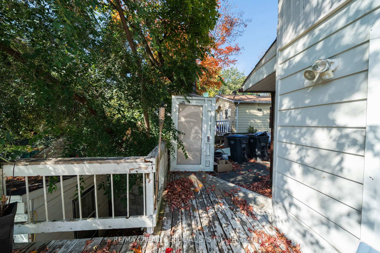 Listing Image 9