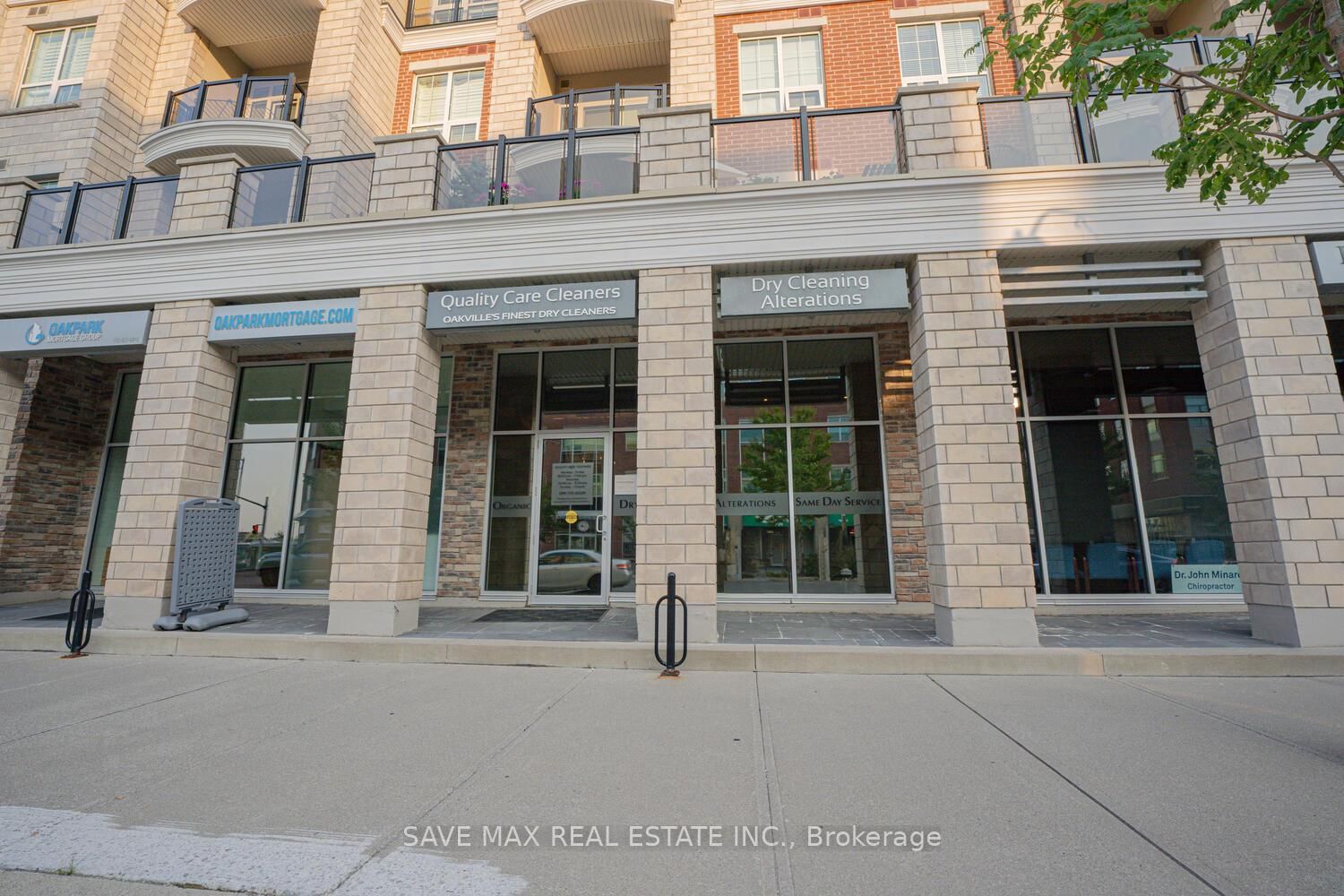 216 Oak Park Boulevard, Unit 113 - Photo 2