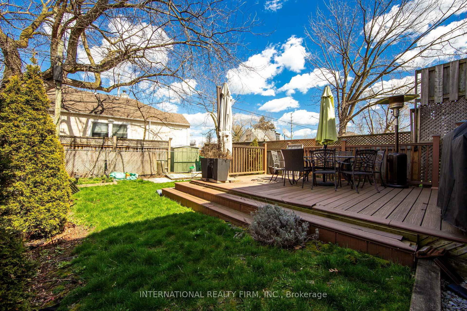 1051 Caven Street - Photo 15