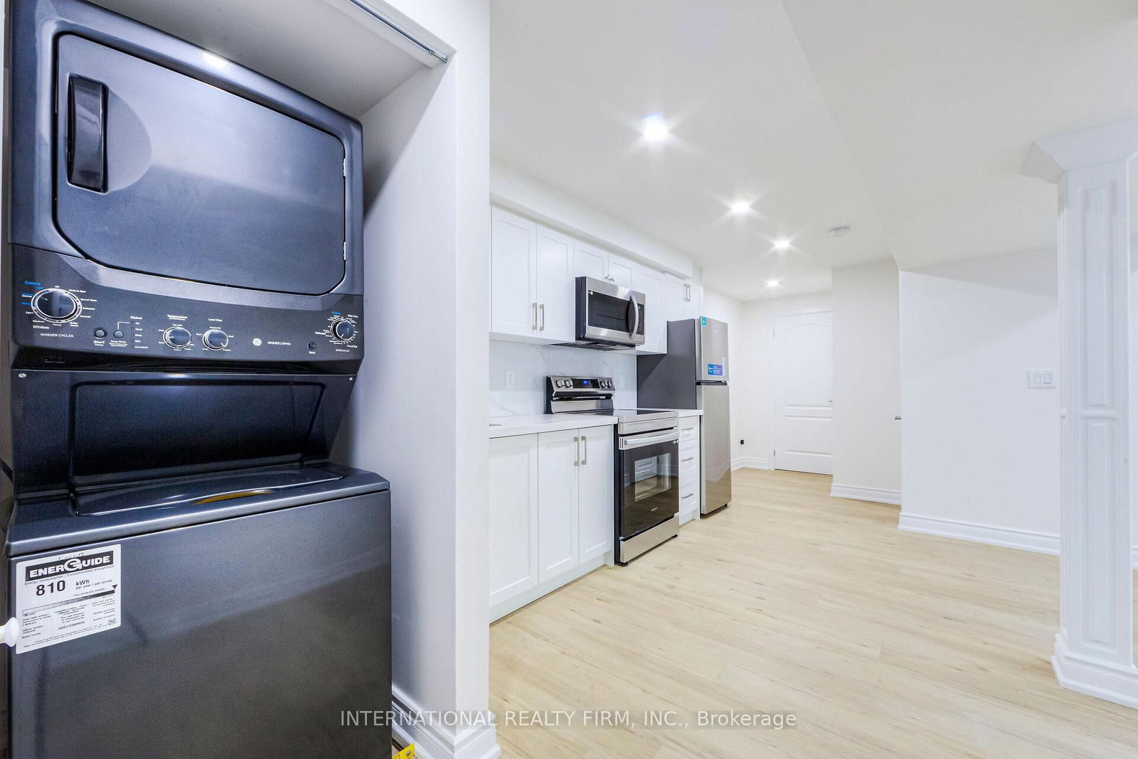 1051 Caven Street - Photo 8