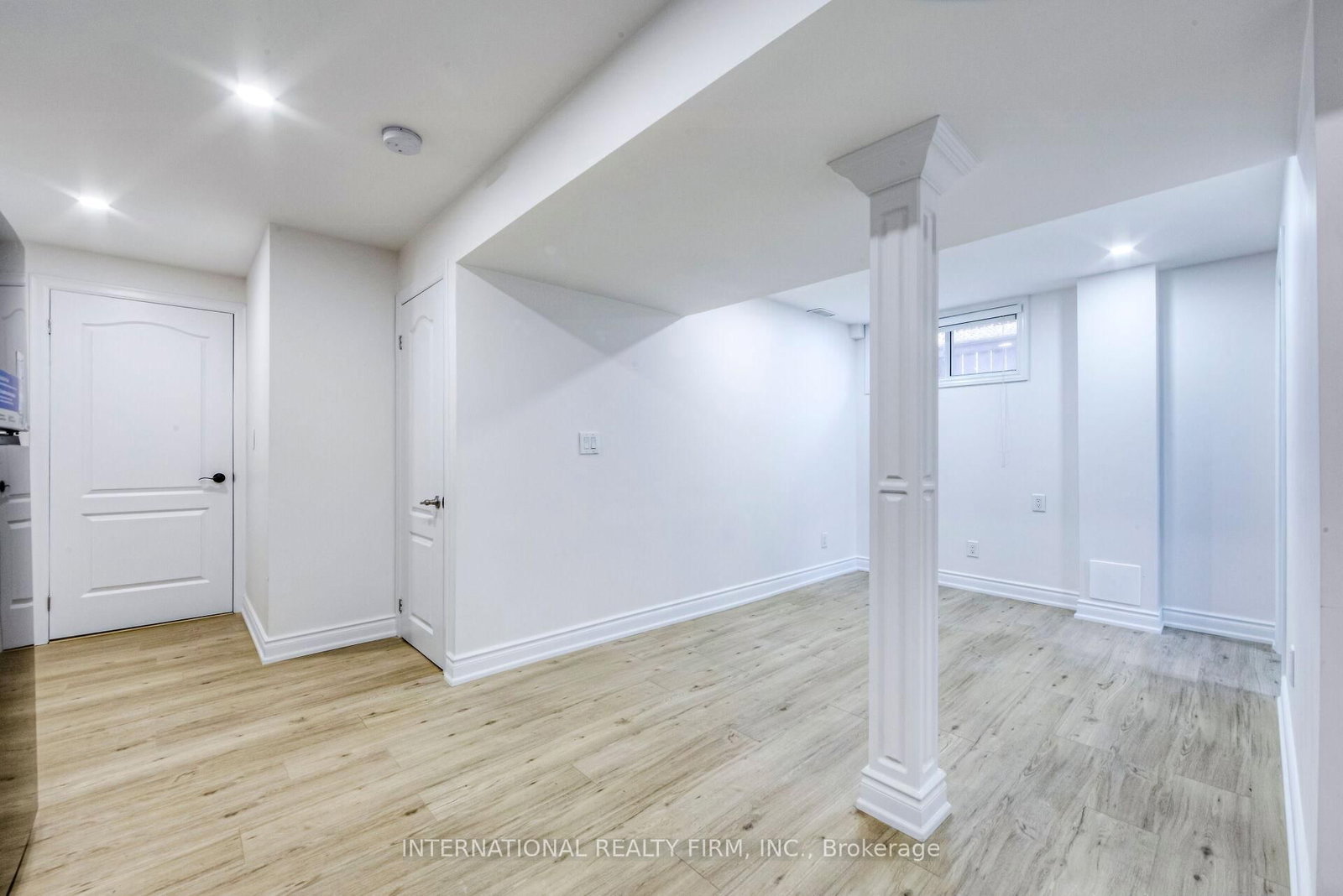 1051 Caven Street - Photo 9