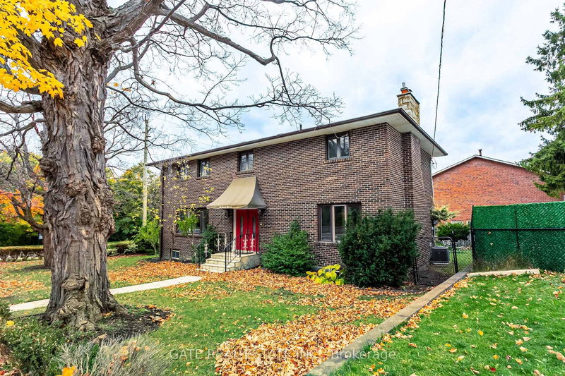 60 Scott St, Brampton, L6V 1S3 | Image 2