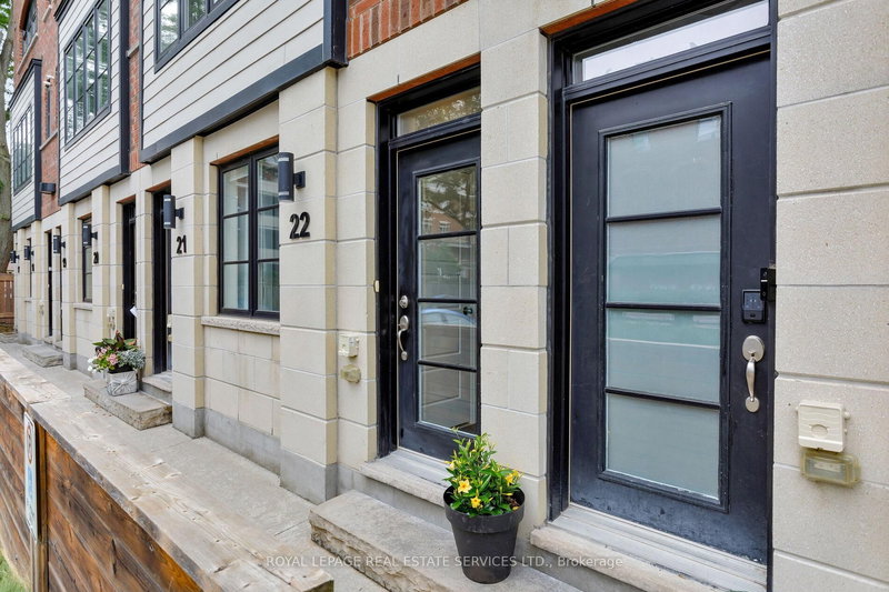 22 - 405 Plains Rd E, Burlington, L7T 2C9 | Image 2