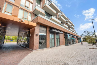 215 Lakeshore Mississauga,ON L5H 0A7 — Photo 4