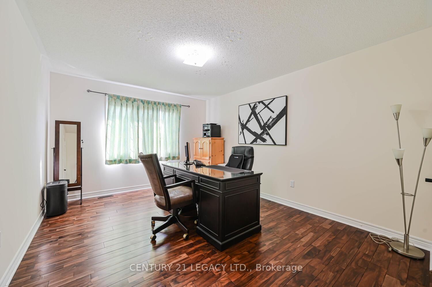 Listing Image 35