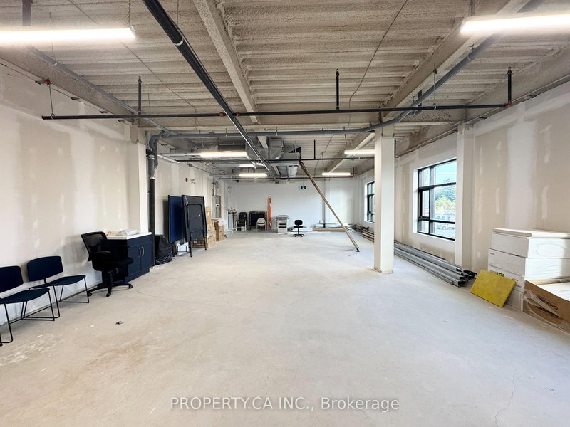 204 - 10 Bronte St S, Milton, L9T 9M2 | Image 2