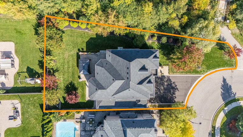 26 Louvain Dr, Brampton, L6P 1W6 | Image 3