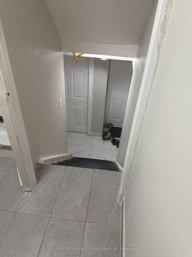 23 Deerpark Crescent