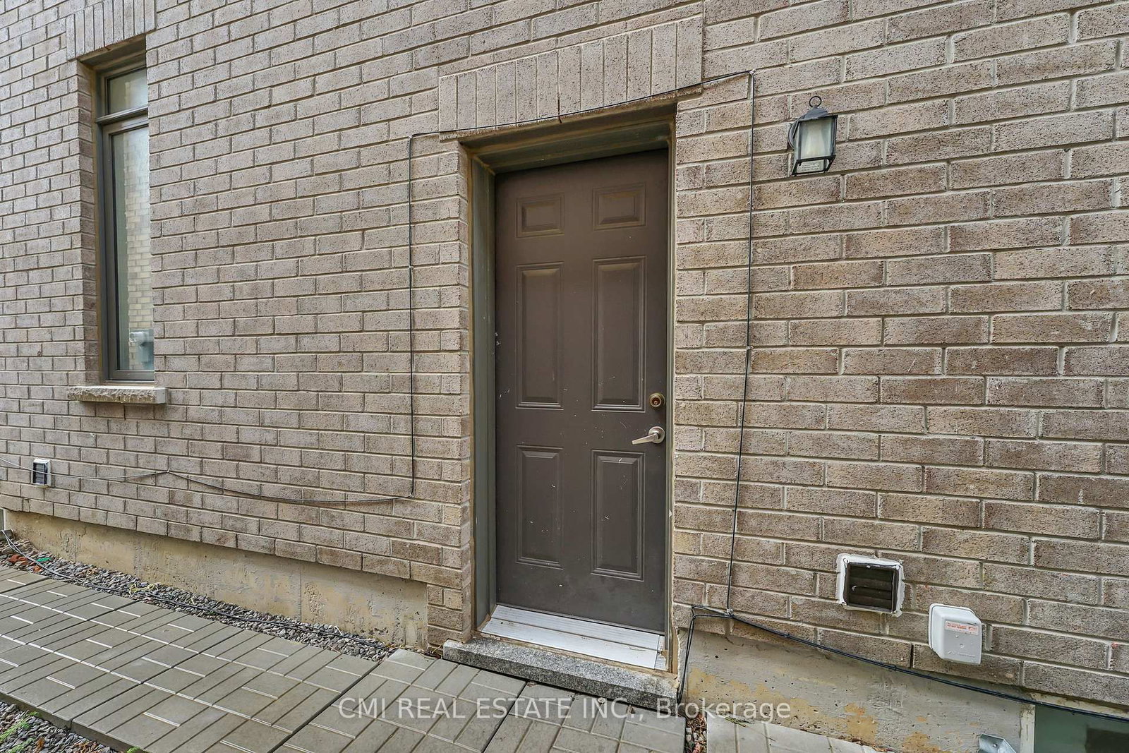 Listing Image 45