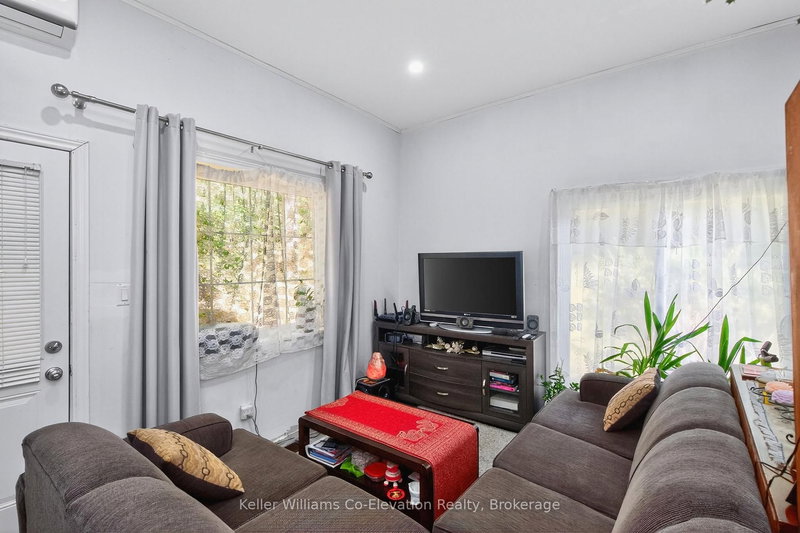 44 Brawton Dr, Caledon, L7E 0E1 | Image 3