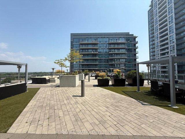 1211 - 1185 The Queensway Street