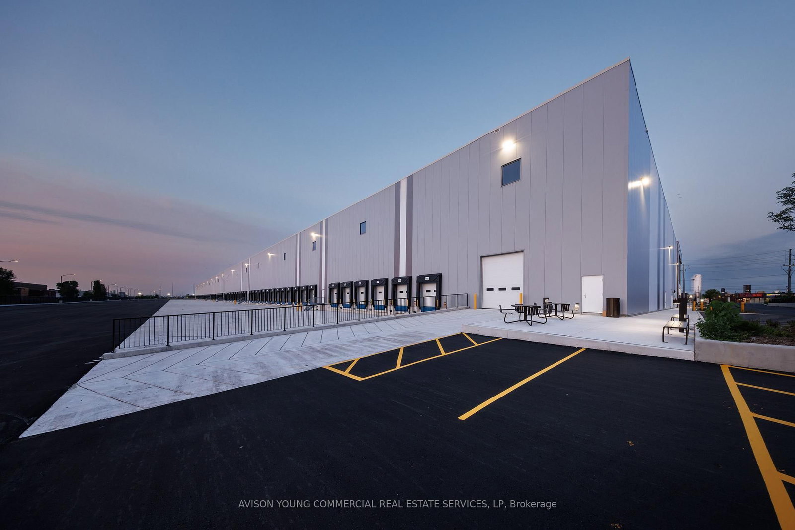 541 Kipling Avenue - Photo 7