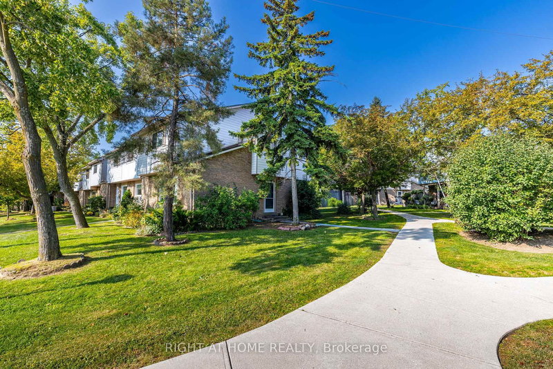 30 - 6540 Falconer Dr, Mississauga, L5N 1M1 | Image 2