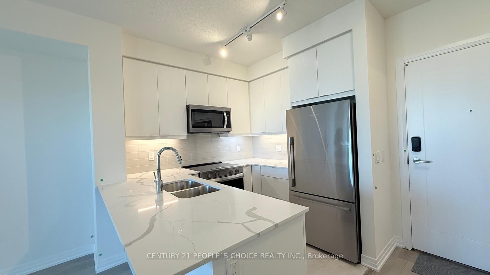 15 Watergarden Drive, Unit 1907 - Photo 2