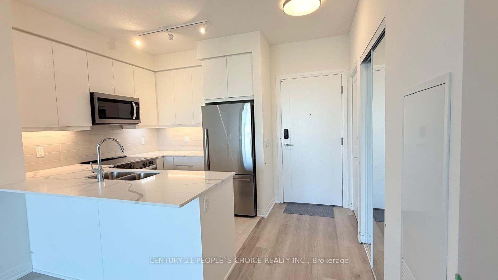 15 Watergarden Drive, Unit 1907 - Photo 4