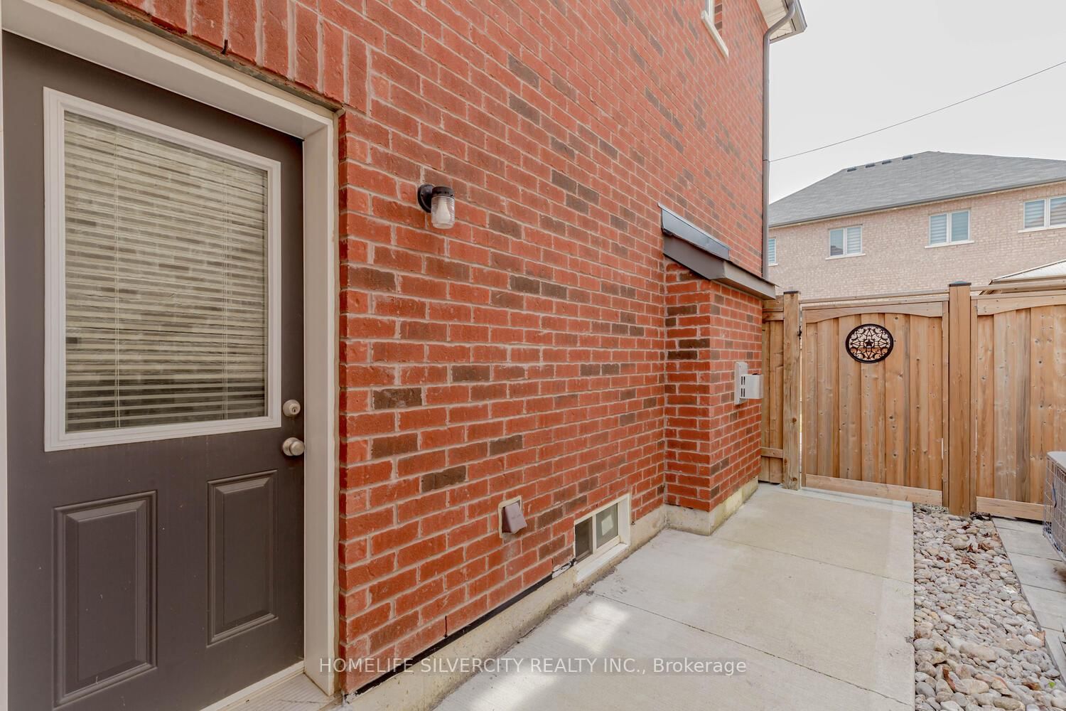 Listing Image 37