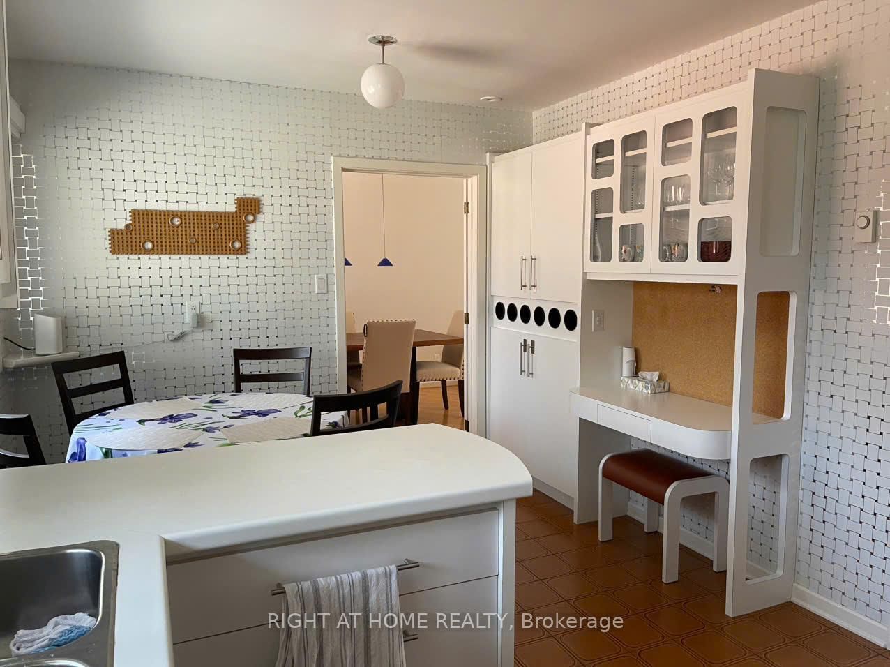 Detached House for lease at 1 Cotillion Court, Toronto, Ontario, M9A 4S8 - Edenbridge-Humber Valley - MLS: W12465606