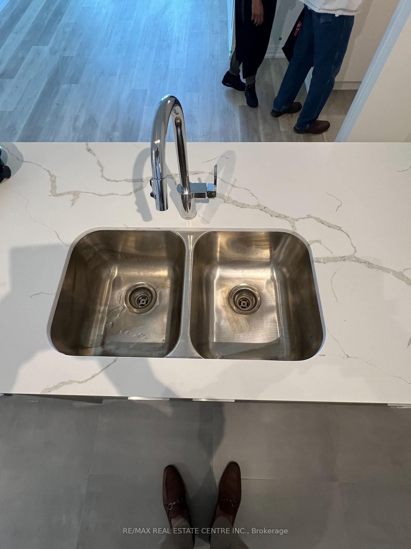 15 Watergarden Drive, Unit 2710 - Photo 14