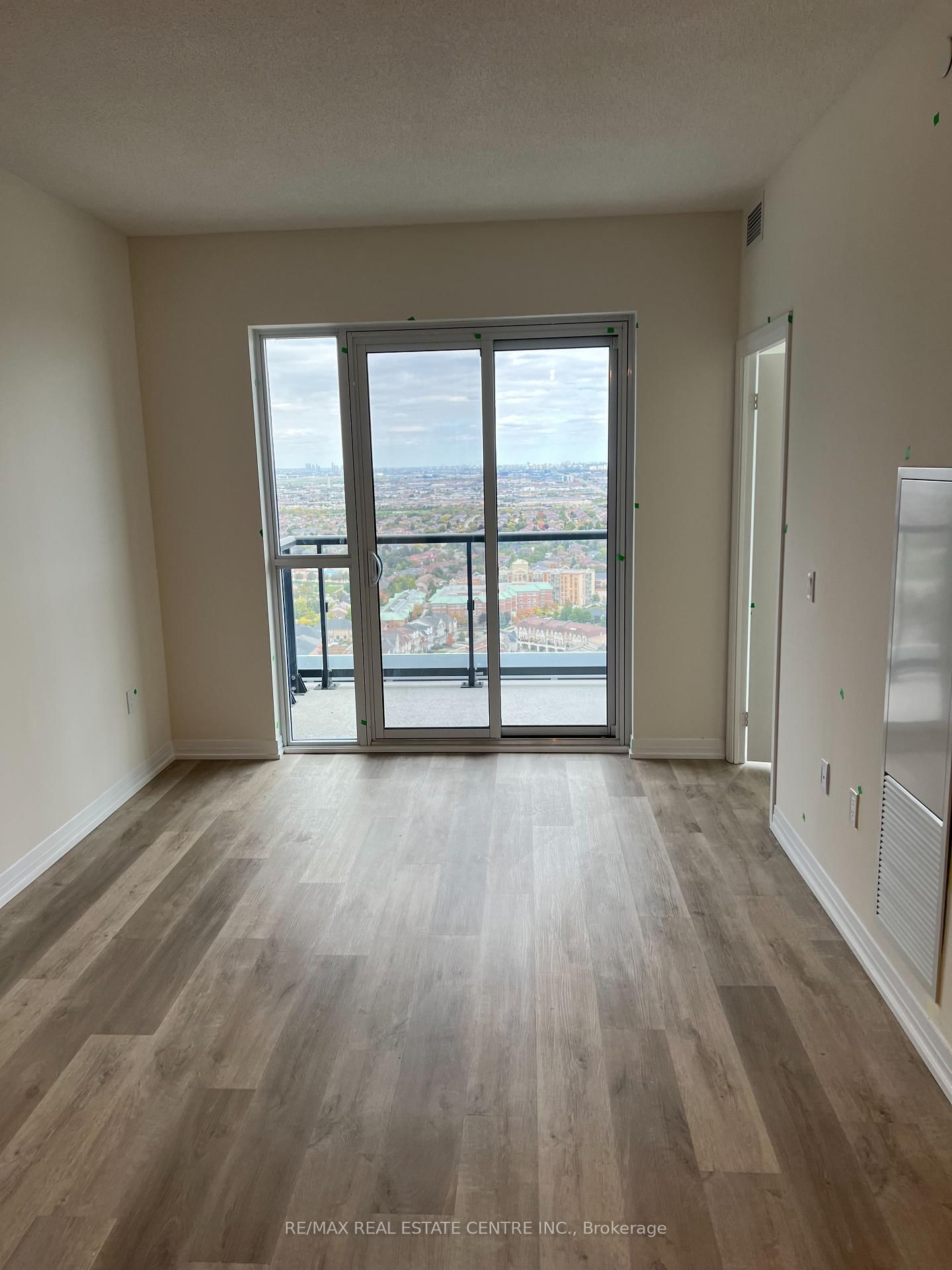 15 Watergarden Drive, Unit 2710 - Photo 8