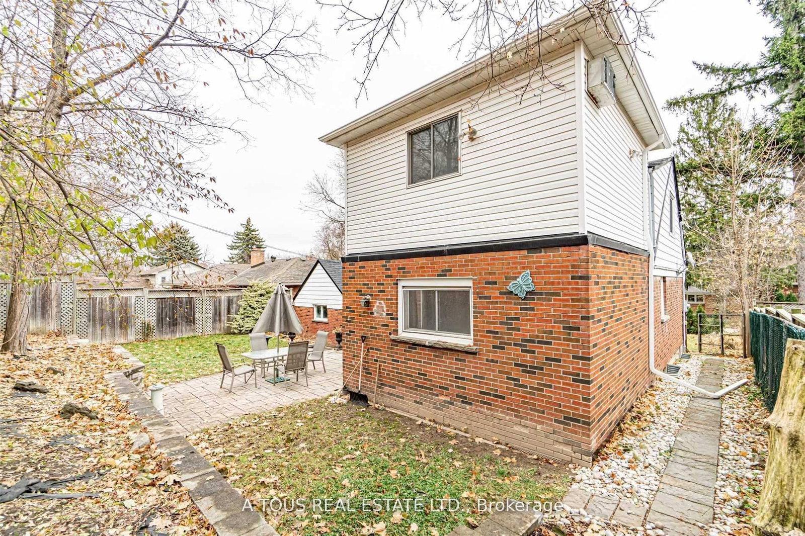 Listing Image 3