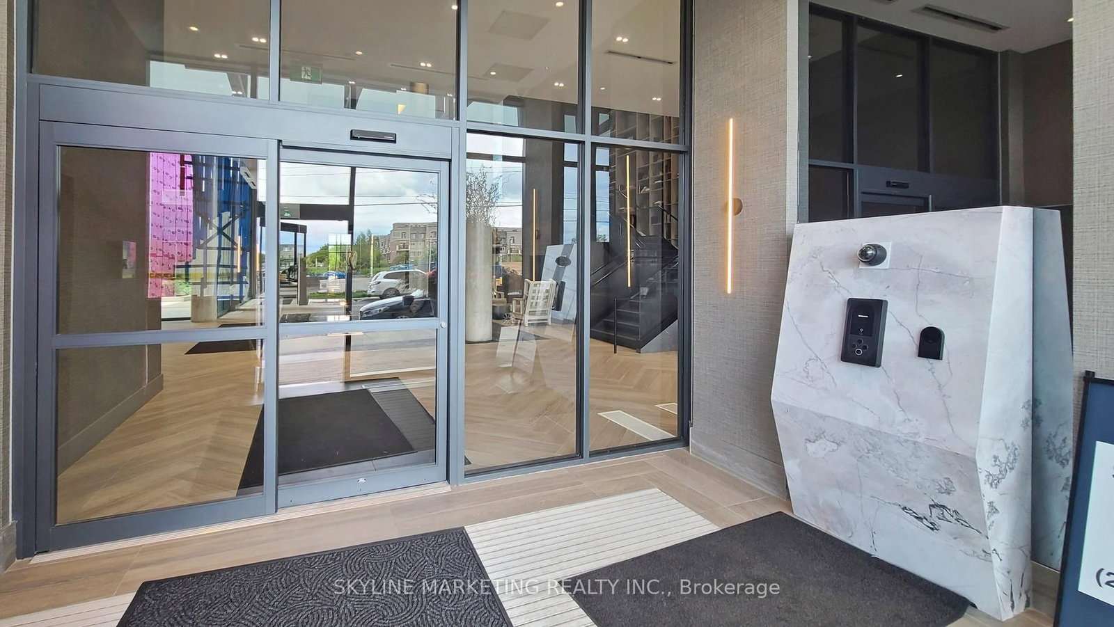 2450 Old Bronte Road, Unit 647 - Photo 45