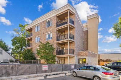 202-70 Stewart Street, Oakville, Ontario image-0-3