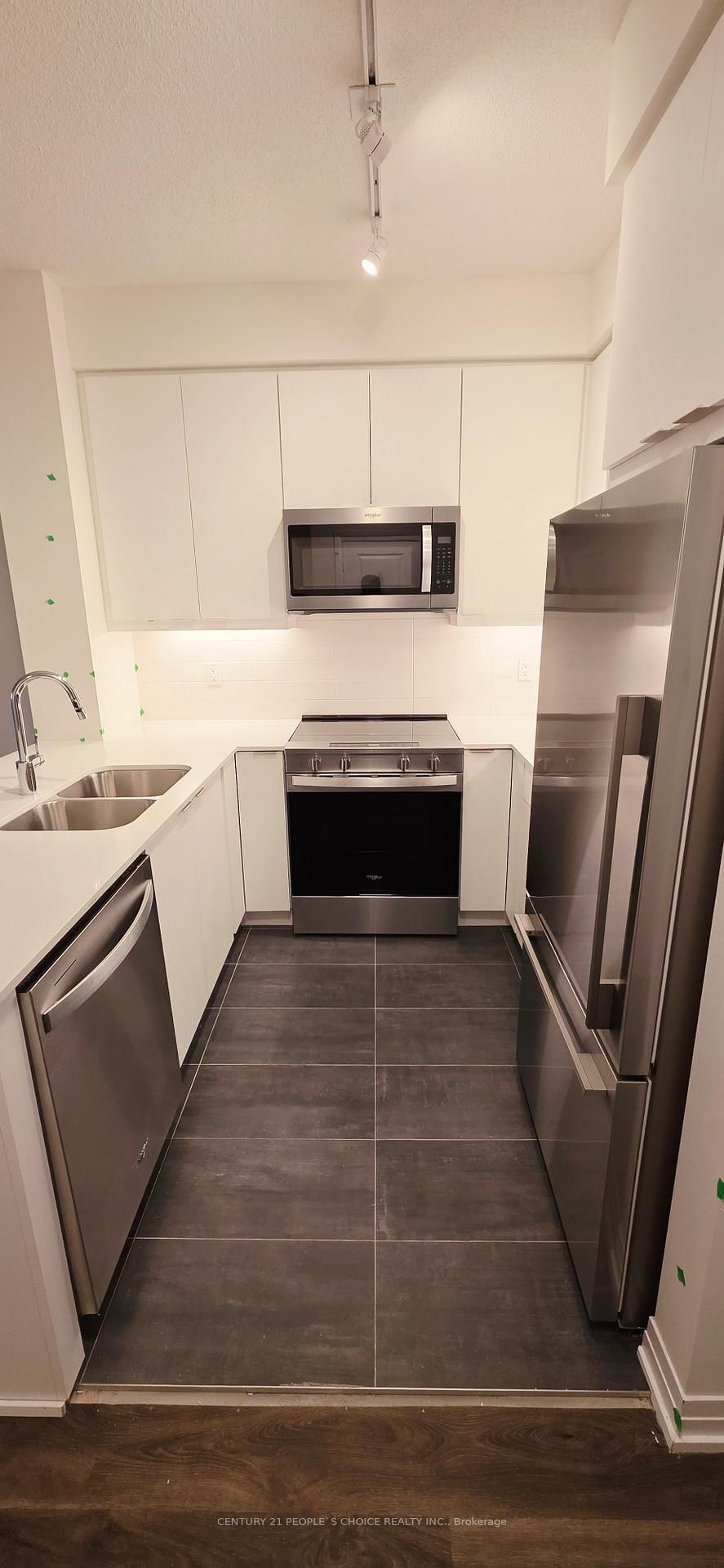 15 Watergarden Drive, Unit 2402 - Photo 23