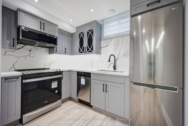 Bsmt - 57 letty Avenue