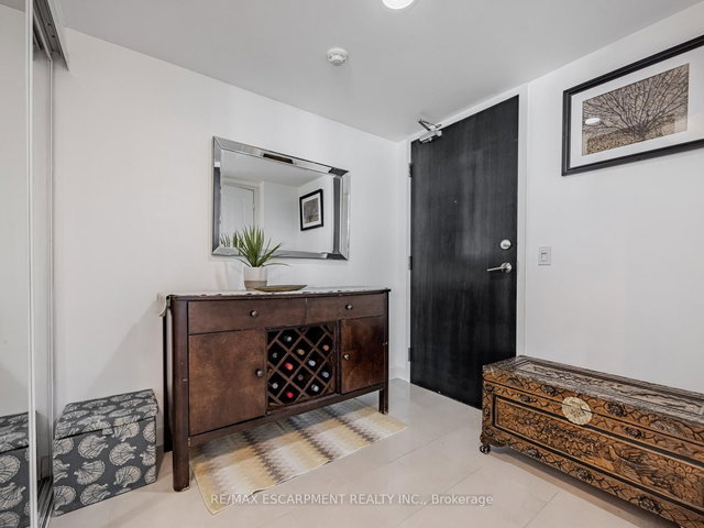 1110 - 235 Sherway Gardens Road