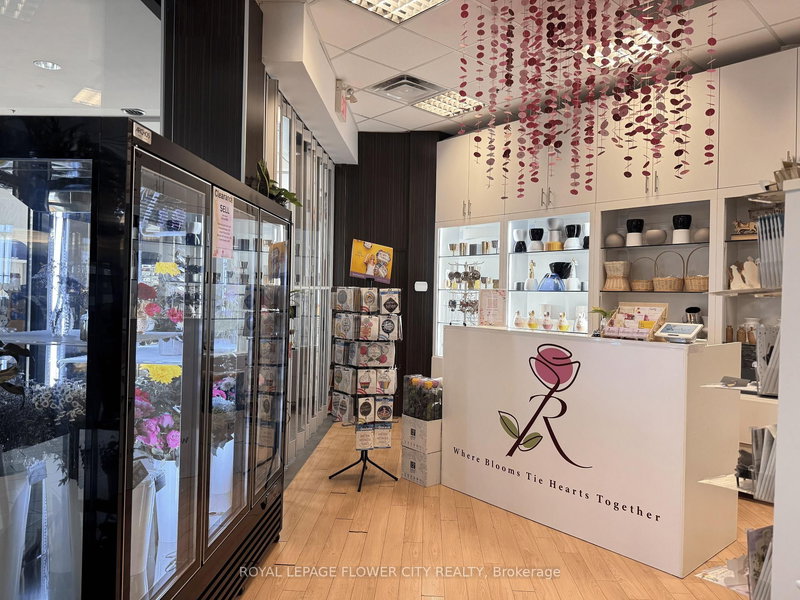 UNIT 33 - 280 Guelph St, Halton Hills, L7G 4B1 | Image 2