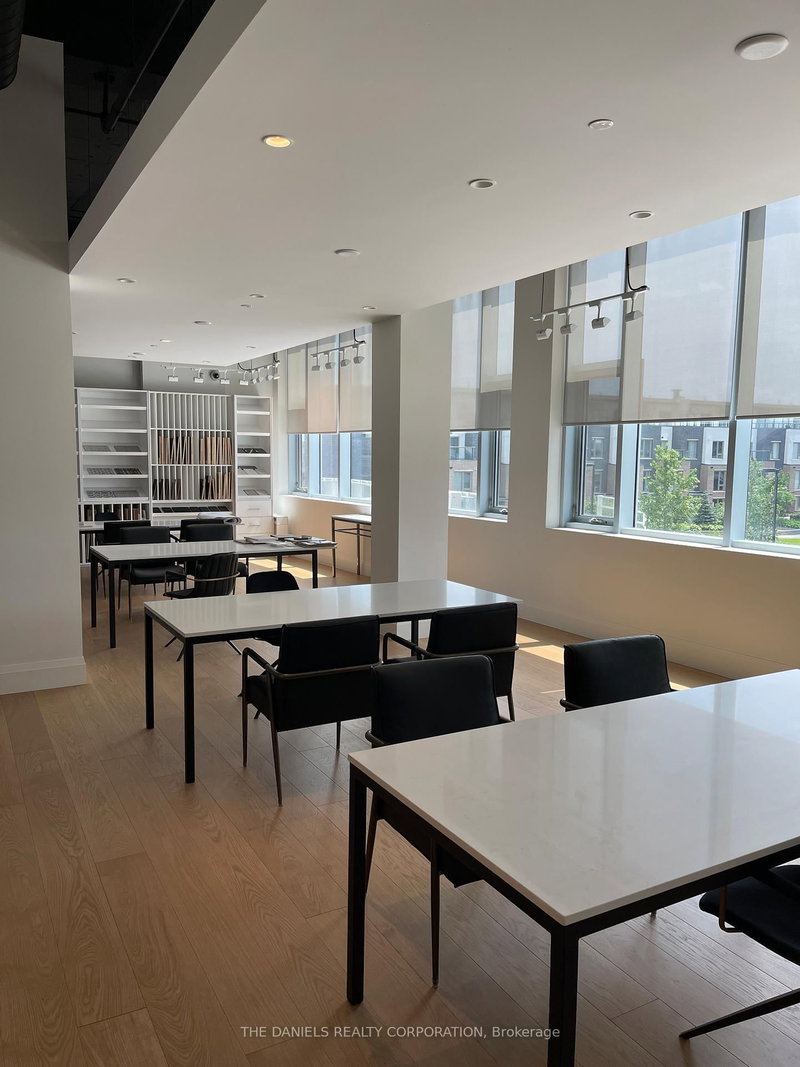 201 & 202 - 2520 Eglinton Ave W, Mississauga, L5M 0Y4 | Image 3