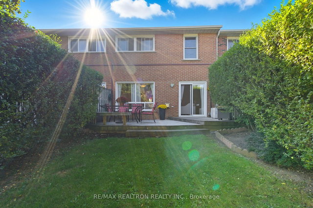 10 - 19 Centennial Park Road