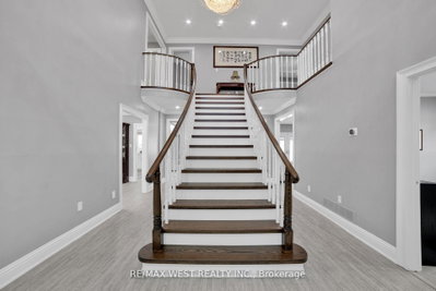 339 Parklane Road — photo 2