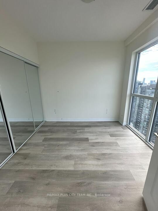 15 Watergarden Drive, Unit 2805 - Photo 5