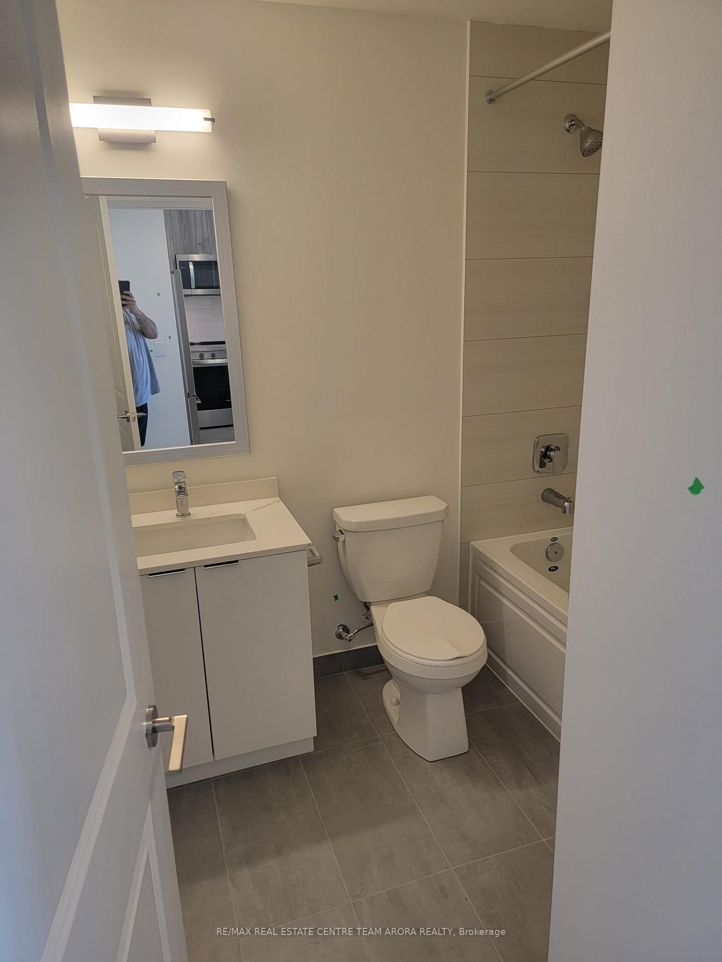 15 Watergarden Drive, Unit 1307 - Photo 8